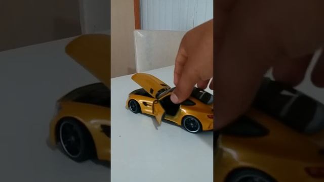 Mercedes AMG GT R unpacking the layout! Мерседес Распаковка макета смотреть онлайн