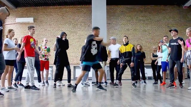 JUMPSTYLE vs SHUFFLE vs ELECTRO 2020 смотреть онлайн