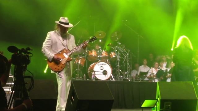 OMEGA   - GYÖNGYHAJÚ LÁNY  2015.05.30.BEAT MISE BUDAPEST PARK