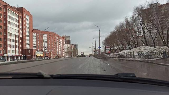 Разворот на регулируемом перекрестке. Уинская - Пушкарская. смотреть онлайн