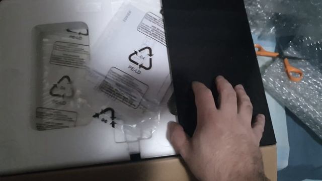 UNBOXING CAIXA DE SOM EDIFIER R1080BT смотреть онлайн