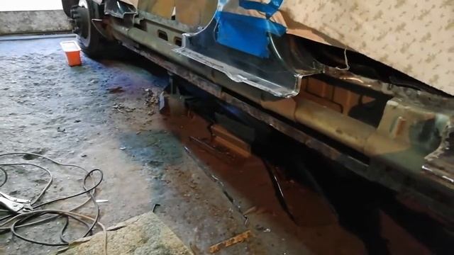 Ремонт Skoda Octavia A5. Часть 2. Замена левого порога. смотреть онлайн