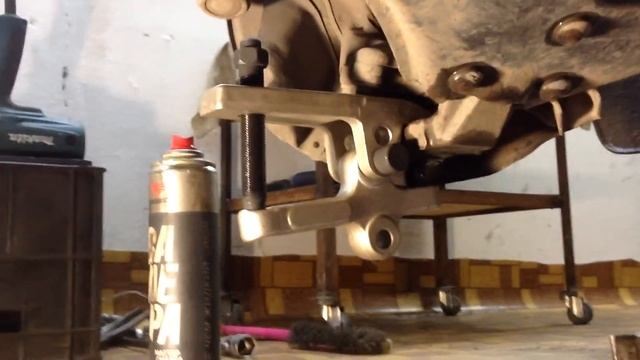 Тойота таун айс 4 WD замена нижней шаровой смотреть онлайн