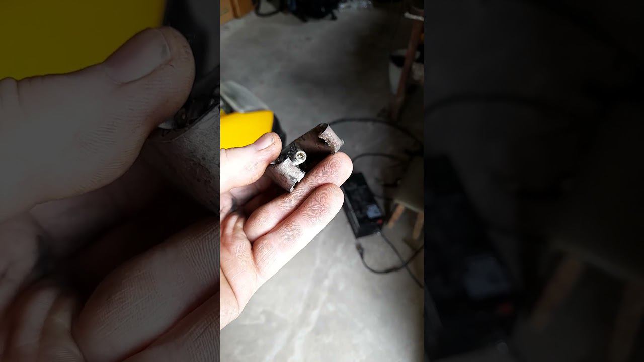 Простейший съемник для прикипевших дворников #automobile #дворники #авторемонт #поводки #съемник