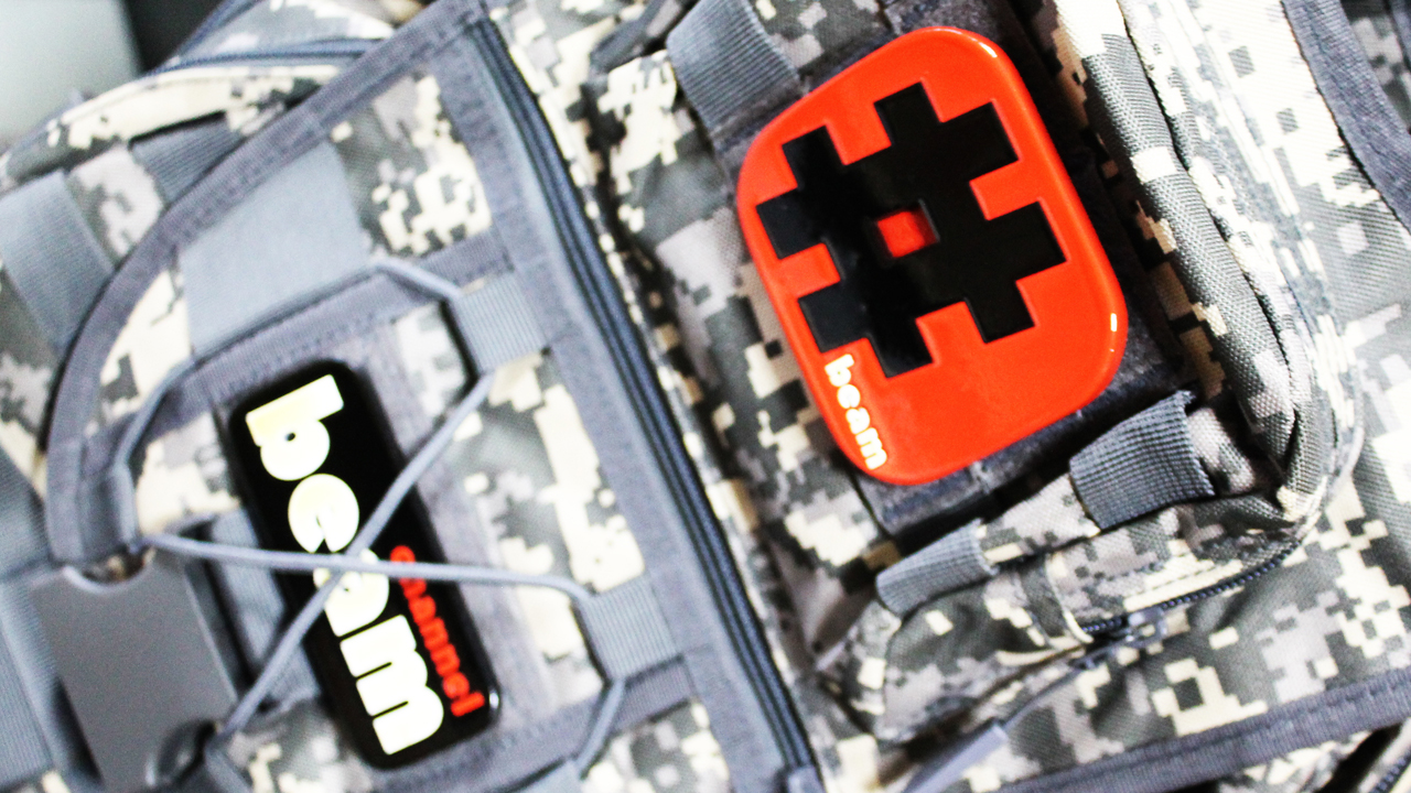 ШЕВРОНЫ на Рюкзак из ФАНЕРЫ от beam! Как сделать шеврон на липучке?