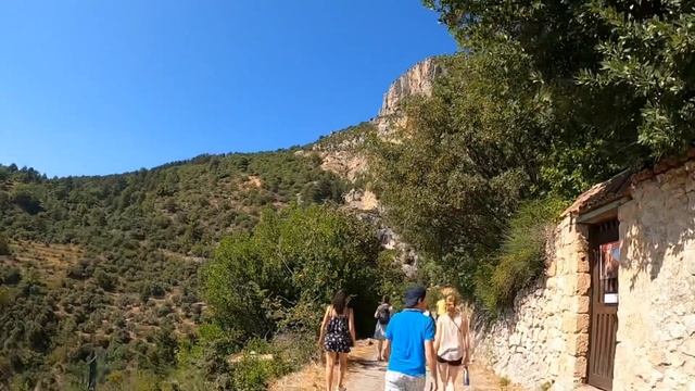 Moustiers Sainte Marie (France) смотреть онлайн