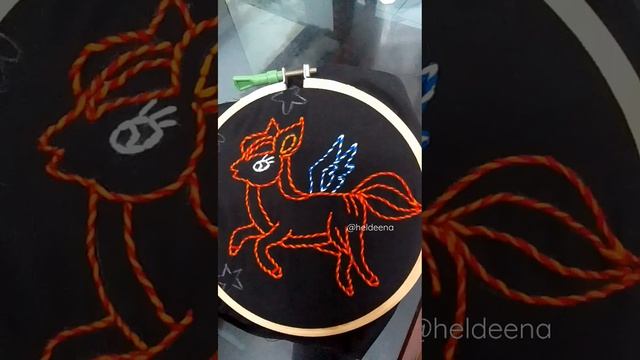 whipped back stitch?#embroidery #art#horse#reels#trending#suzame смотреть онлайн