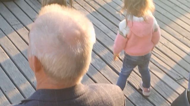 Белгород в цвету, плавучая беседка на реке Везелке смотреть онлайн