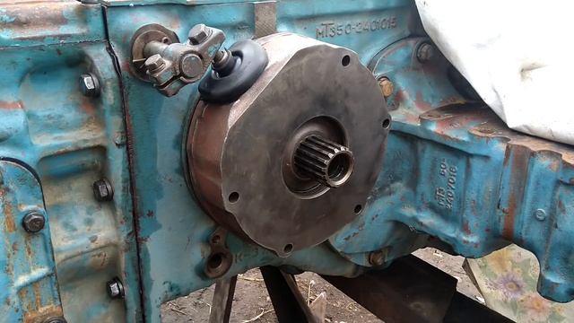 МТЗ-80. #8 - Тормозная система и механизм блокировки трактора.