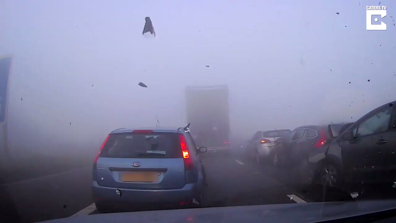 Массовая авария в тумане смотреть онлайн