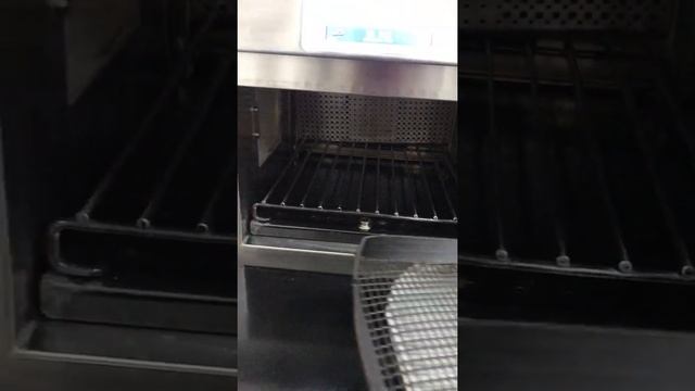 Печь Merrychef Eikon E4(Мэришеф) смотреть онлайн