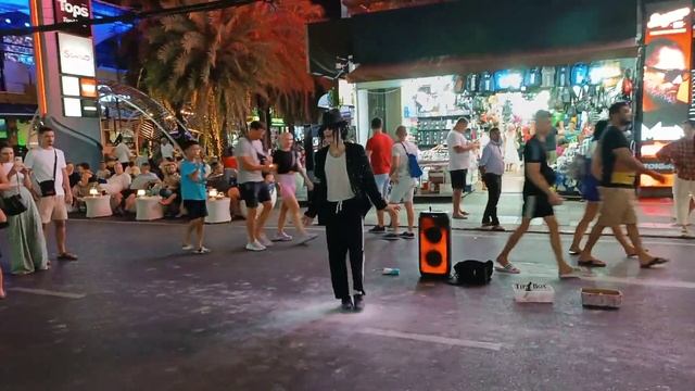 в Пхукете тоже есть Майкл Джексон смотреть онлайн