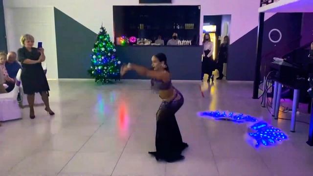 Шикарное выступление. Смотреть всем!!! смотреть онлайн