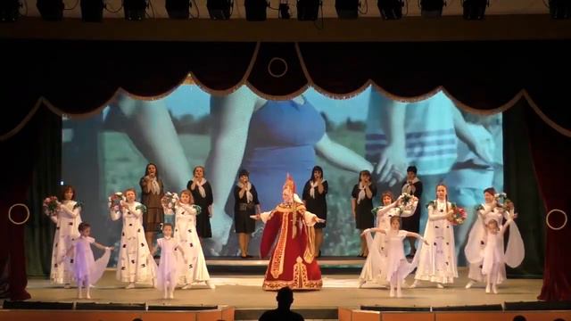 Ах, Россия! Выступление детей и педагогов детского сада 
