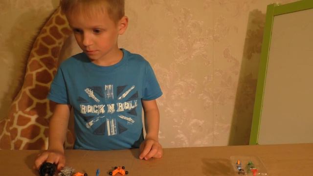 Hasbro трансформеры автоботы конструктор ботс. Transformers The Constructor Bots From Hasbro