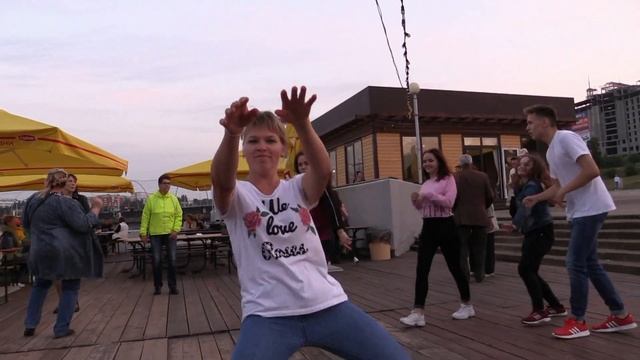 Чебоксары. Народная дискотека, 1 сентября смотреть онлайн