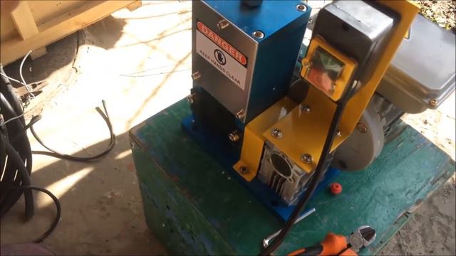 Электрический станок для разделки кабеля MS-25 смотреть онлайн