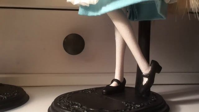 Две АлисыЧто происходитПобегСтоп моушен пуллип Stop Motion Pullip