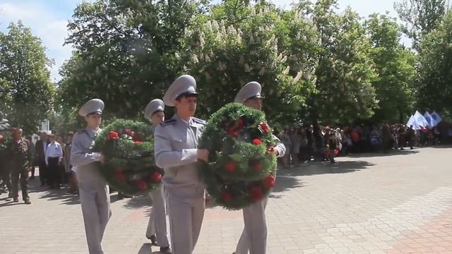 "Антрацит. Открытие памятника погибшим воинам - казакам и ополченцам" смотреть онлайн
