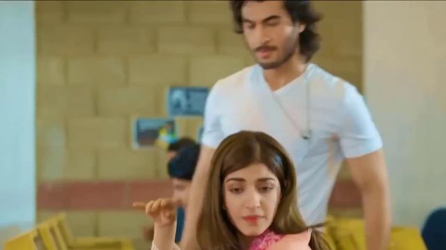 Une fille tombe amoureuse de l'étudiant le pire et le plus riche de l'Université I film drame 2022 смотреть онлайн