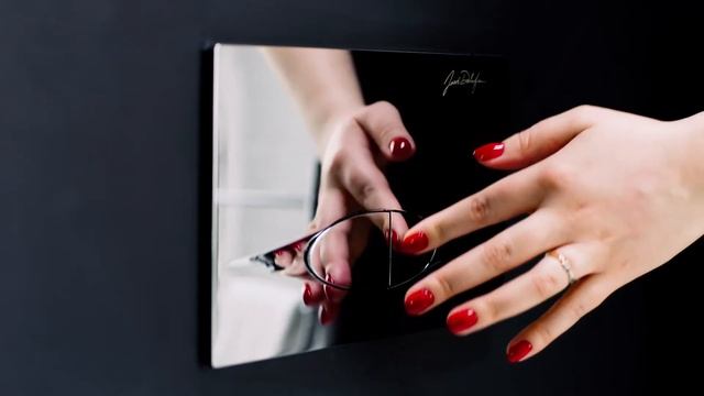 Подвесной унитаз Patio от бренда Jacob Delafon смотреть онлайн