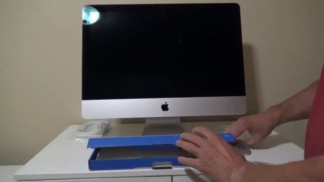 Apple IMac Retina 4K, 21.5 Inch, 2017 (Renewed) From Amazon Unboxing.