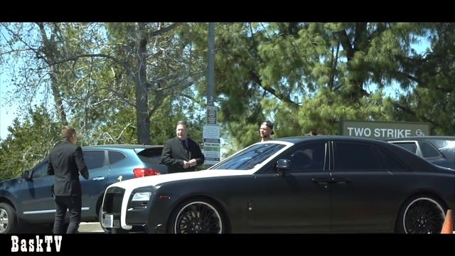 she DID NOT go FOR the ROLLS ROYCE! смотреть онлайн