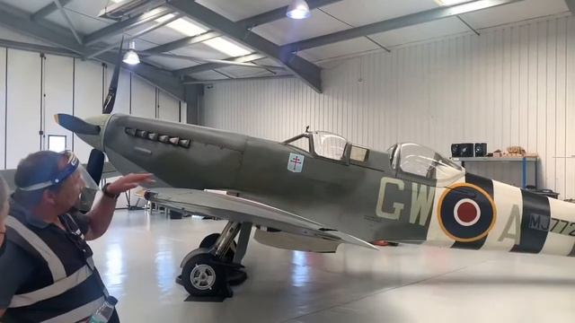 VLOG .024 Biggin Hill Heritage Hangar Tour смотреть онлайн