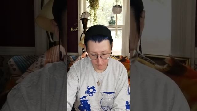 how to cleanse your Tarot/Oracle deck (and any other magical tools) смотреть онлайн
