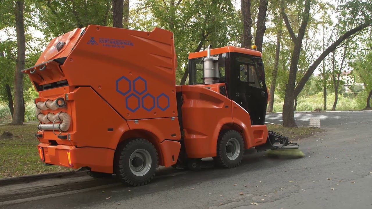 Малая коммунальная машина УКМ-2500М производства Кургандормаш смотреть онлайн