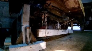 газ 66 . как снять рессоры