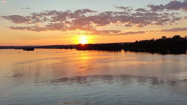 Закат на Каме смотреть онлайн