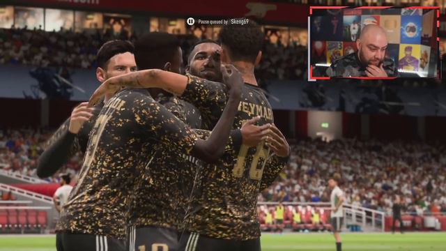 WOW! WALKOUT TOTW IN A PACK! | FIFA 20 DRAFT TO GLORY #59 смотреть онлайн