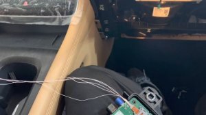 Voyah Dreamer установка SIM card для обновлений и работы приложений