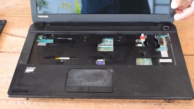 How to Replace TOSHIBA Satellite Keyboard смотреть онлайн