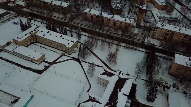 Поселок Удельная с Квадрокоптера: Зеленый Городок, Школа, Улицы Шахова и Горячева, Частный Сектор смотреть онлайн