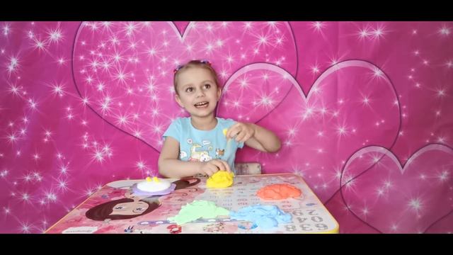 ШОК, Что можно сделать со слаймом. Девочка играет со слаймом смотреть онлайн
