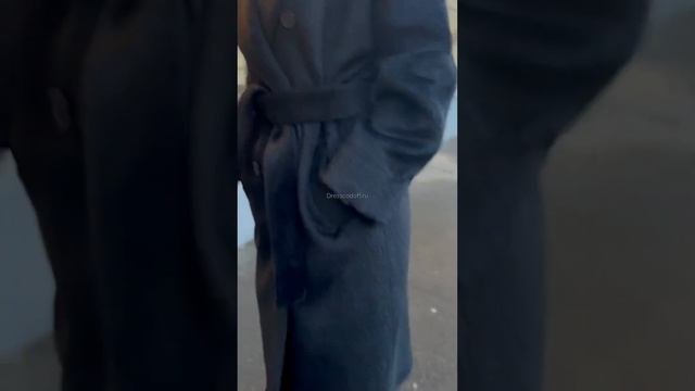 Пальто в стиле Max Mara тренд который не выйдет из моды. Классика и стиль. Чёрное и белое в наличии смотреть онлайн