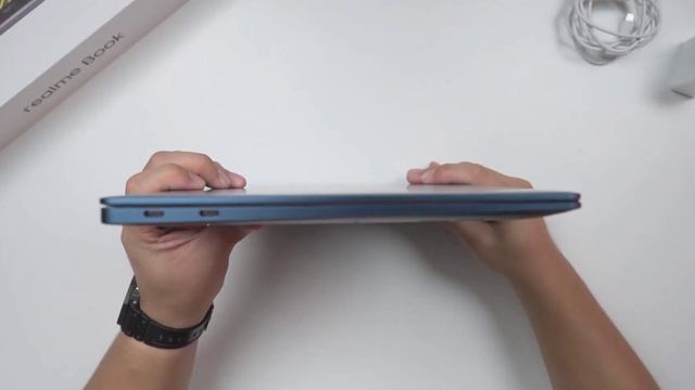 Realme Book | Quick Unboxing and First Impression, Hands on смотреть онлайн