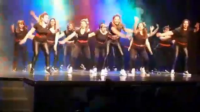 coreo zumba :Grease ;travolta olivia??? смотреть онлайн