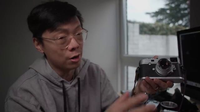 Лучший доступный компактный 50-миллиметровый объектив для Leica M... и это не Leica!