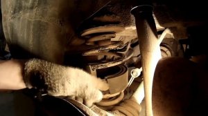 Поднимаем подвеску. Дешевый и быстрый способ (ПРОСТАВКИ ПРУЖИН)