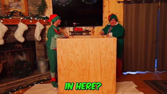I Built a Secret Gaming Room To Catch Santa! смотреть онлайн