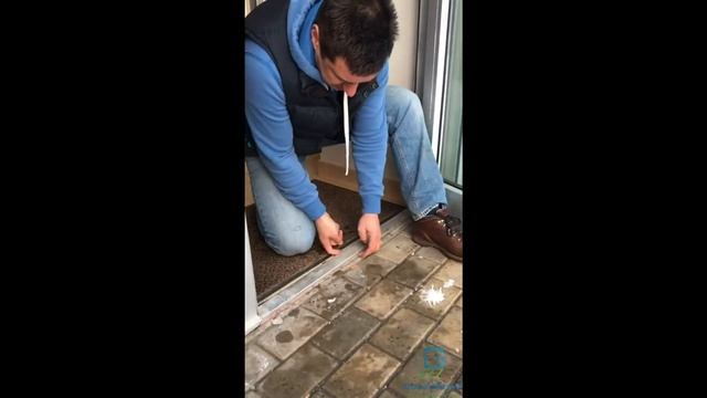 входная дверь - дует из под порога, сквозняк под дверью...есть решение смотреть онлайн