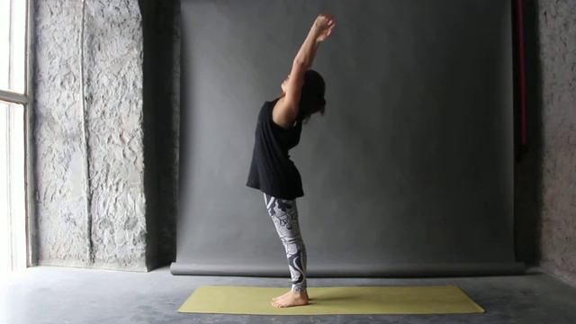 Сурья Намаскар | Свами Сатьянанда Сарасвати | смотреть онлайн