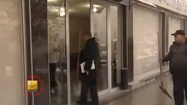 Пришла пора в Ереване раздают лопаты смотреть онлайн
