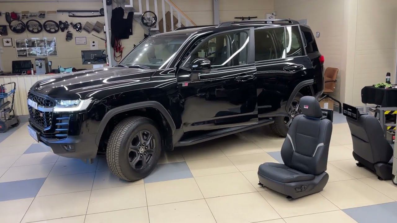 Комфортные сиденья для высоких в TOYOTA LC300