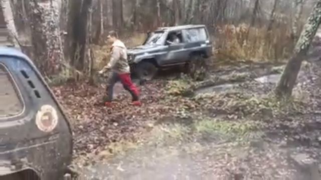 Утонули в болоте смотреть онлайн