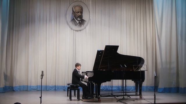 11. Кирилл Храмов - Эдвард Григ - «Шествие гномов» смотреть онлайн