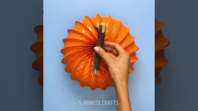 18 ЖУТКИХ САМОДЕЛОК ДЛЯ ХЭЛЛОУИНА смотреть онлайн